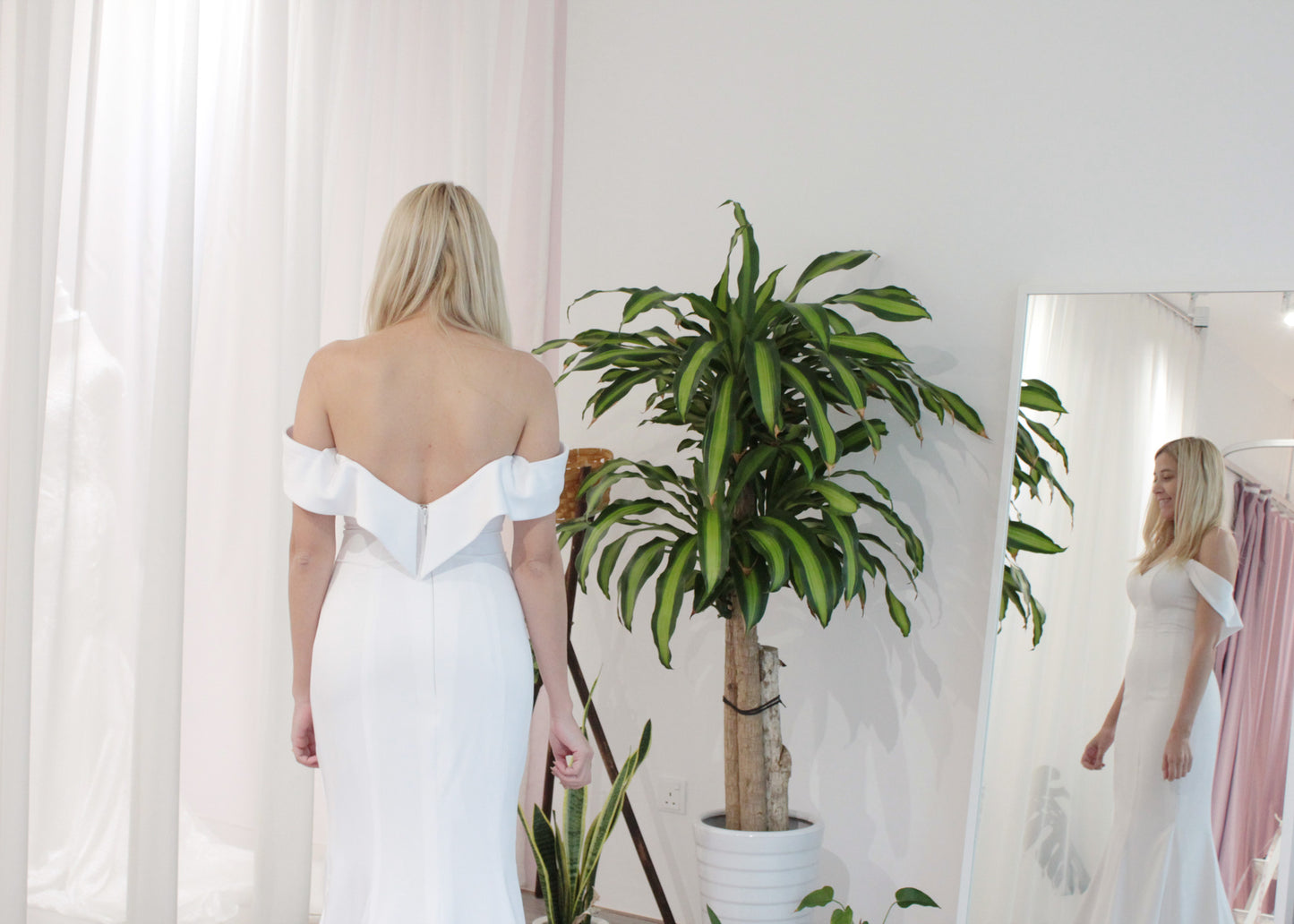 minimalist bridal gown