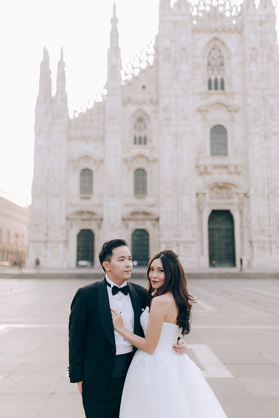 Bride Yuki - Convertible Ball Gown with a Sweetheart Neckline